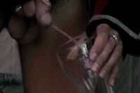 Boyspissing anal